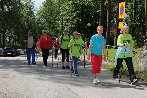 Walking People